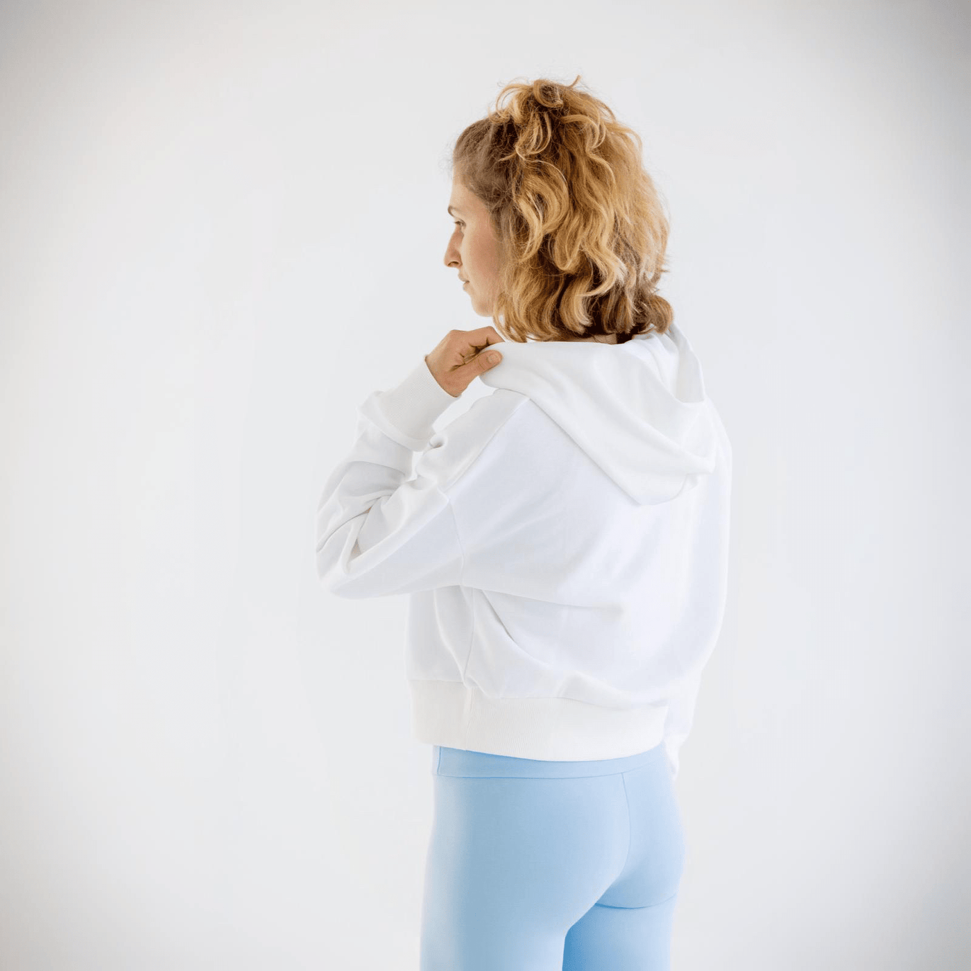 Vegan hoodie made from 100% organic cotton white